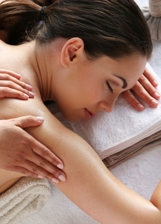 <span style="color: rgb(214, 185, 129); background-color: rgb(249, 249, 249);">Service2</span>